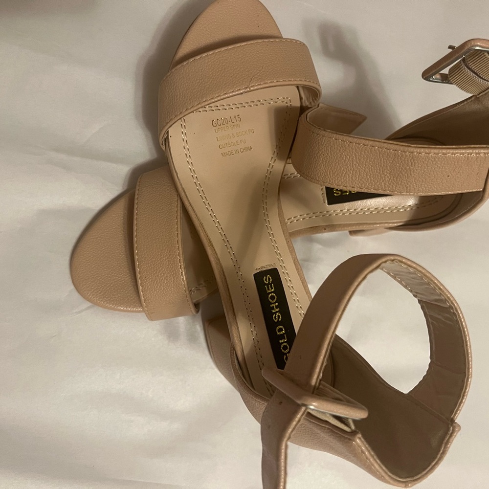 Women's Tan Heels - Picture 2 of 8